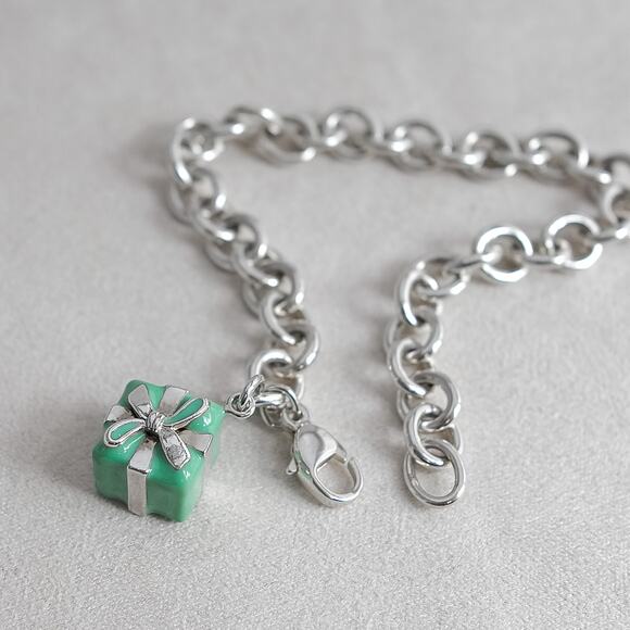 Tiffany & Co Sterling Silver 925 Charm Bracelet Blue Present Box Authentic 8" - Picture 1 of 12